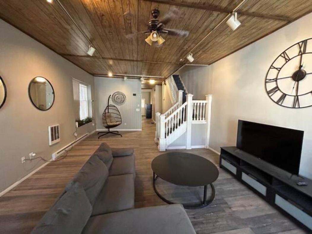 ☆☆ Modern Coed Dorm In Harrisburg ☆☆アパートメント エクステリア 写真