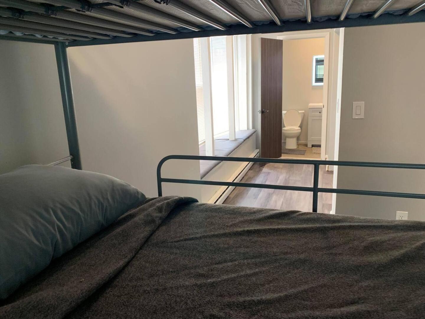☆☆ Modern Coed Dorm In Harrisburg ☆☆アパートメント エクステリア 写真
